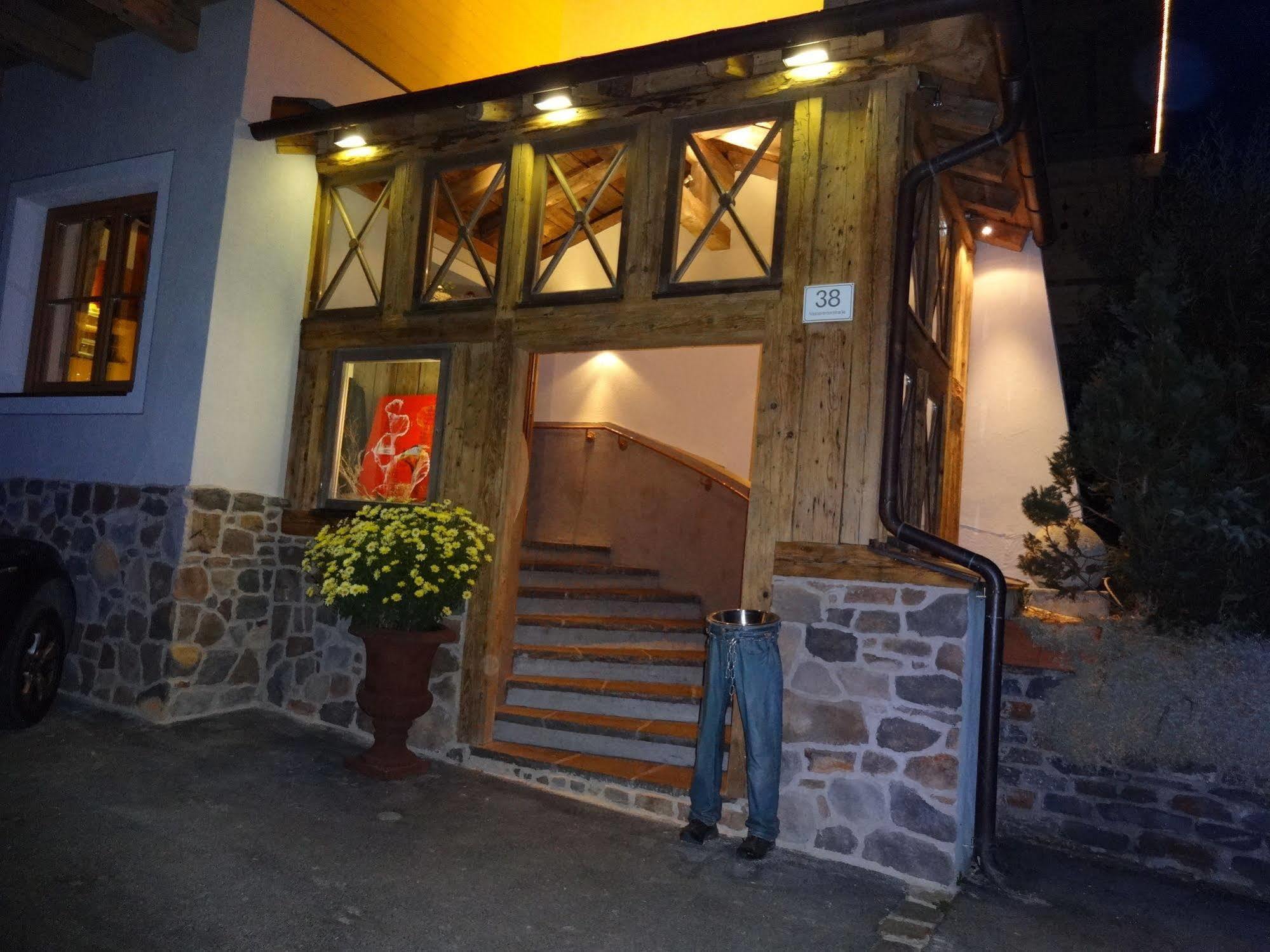 Apart Hotel San Antonio Sankt Anton am Arlberg Exterior photo